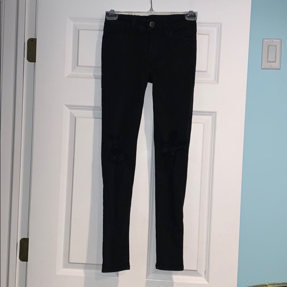 Black ripped jeans